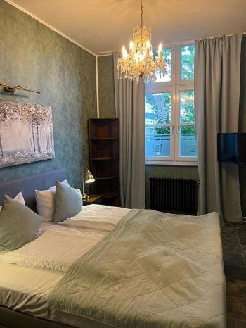 Ferienwohnung Alte Schule 22 Am Saseler Markt 2 Schlafzimmer & Baeder Hochwertig Hamburg Eksteriør bilde